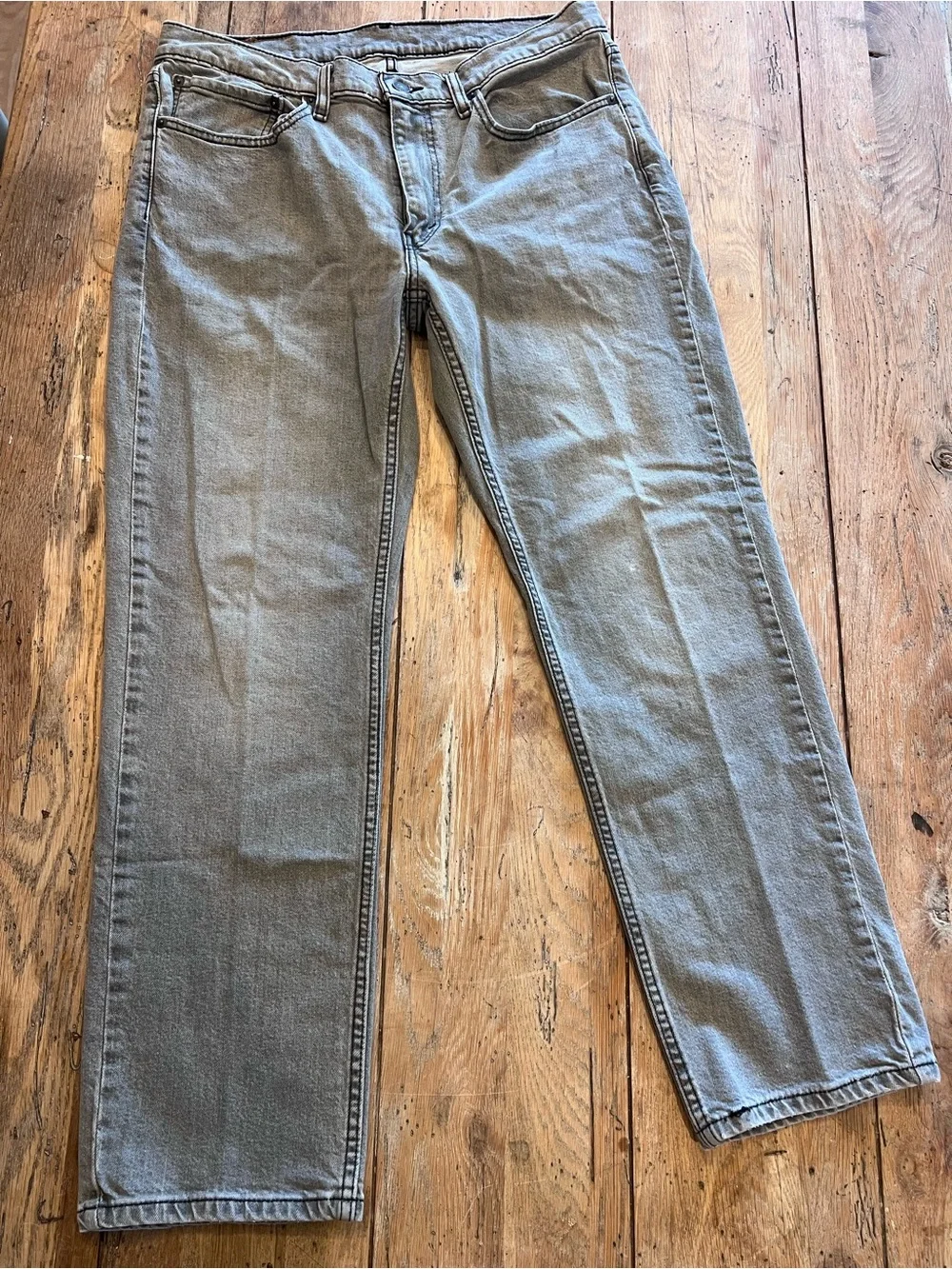 Levi's Men’s Gray Light Wash Denim Jeans Straight Fit Mid Rise  514 34/30
